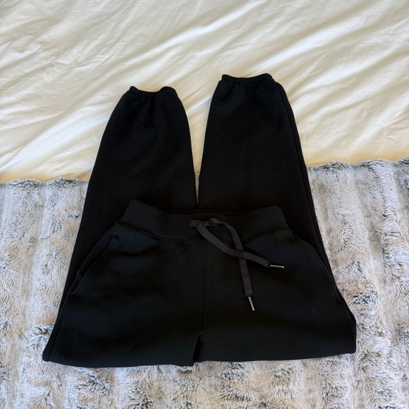 SPANX Black Joggers - Picture 1 of 4